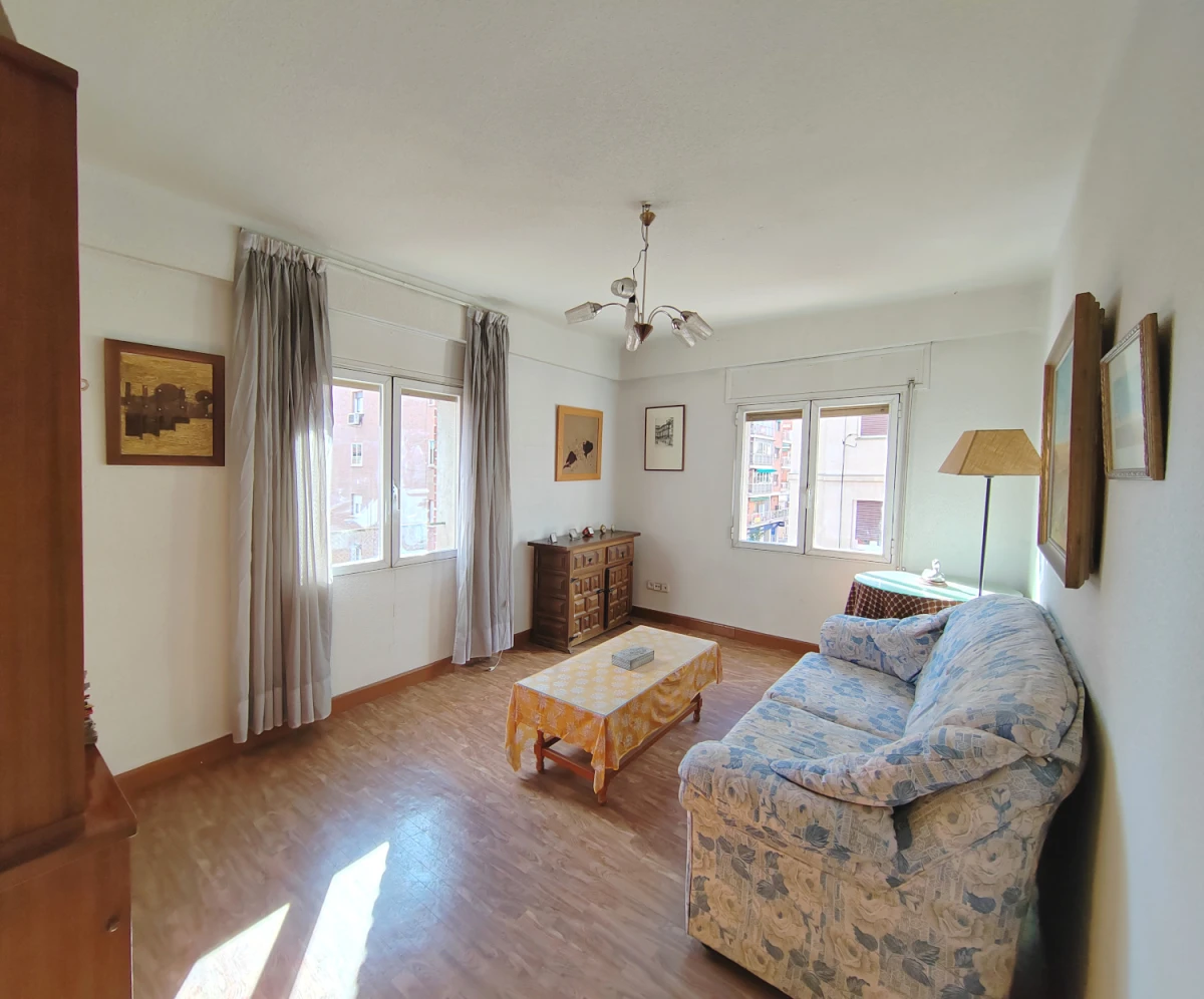 foto de piso en venta, Piso en venta en Usera (Madrid Río)
