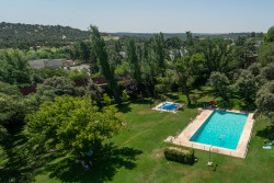 Piso con piscina y garaje en Fuentelarreina