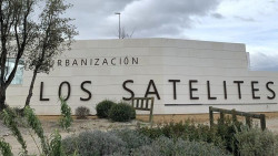 Los Satélites - Roza Martín