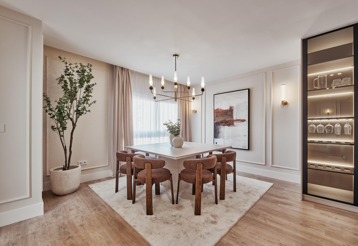 foto de piso en venta, Piso con ascensor y garaje en Castellana