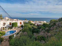 Piso a reformar con vistas al mar en Mojácar Playa